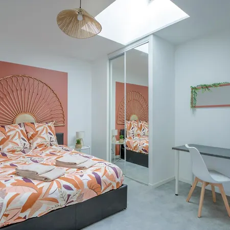 Tournette -6 Pers - Hyper Centre - Wifi דירה